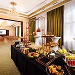 Grand Praha 4*