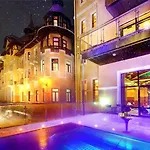 فندق Grand Praha 4*