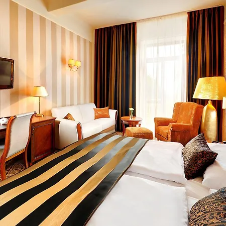 Grand Praha 4* טטרנסקה לומניקה