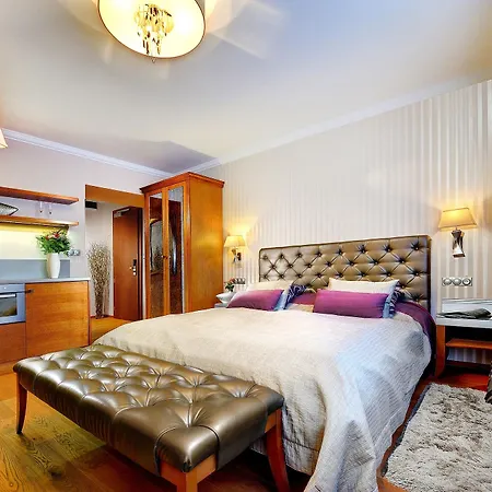 Grand Praha 4*