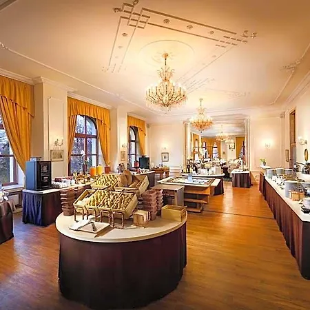 Grand Praha Hotel 4*