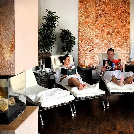 Grand Praha 4*